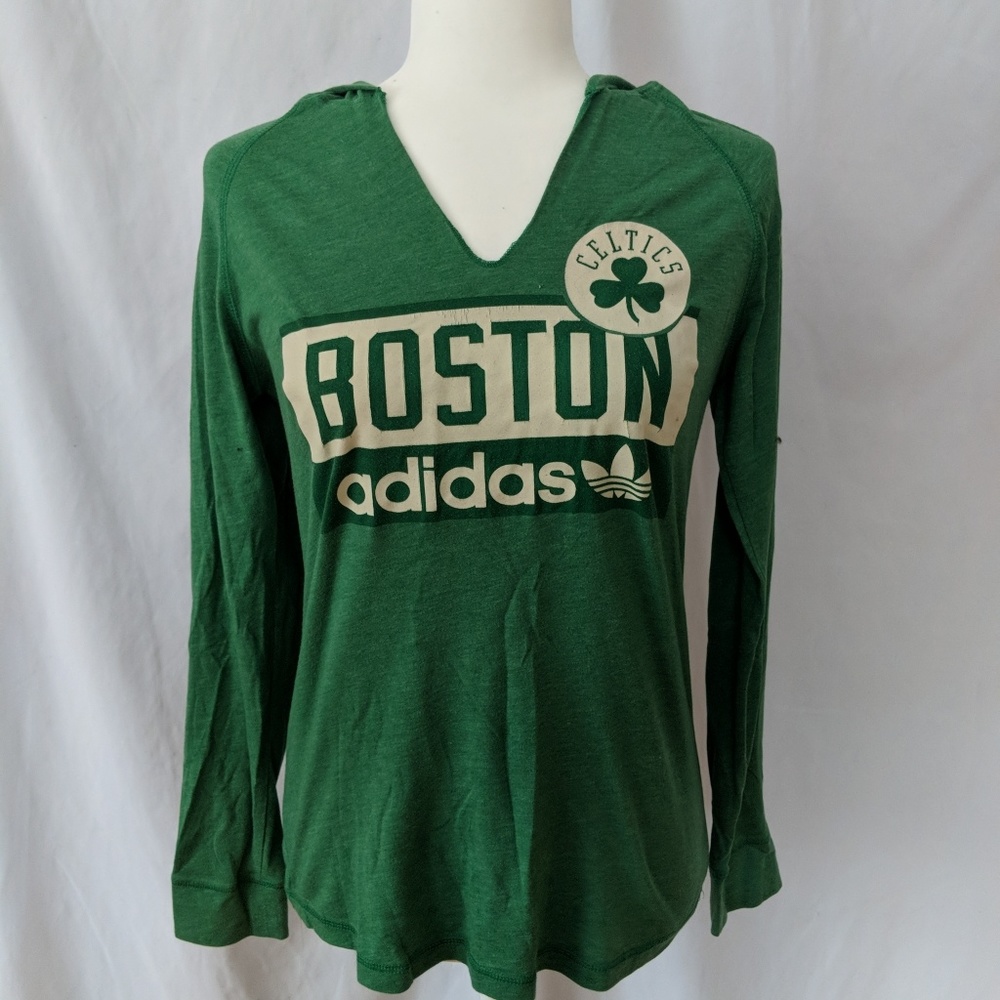Boston Celtics V-neck long sleeve with hood